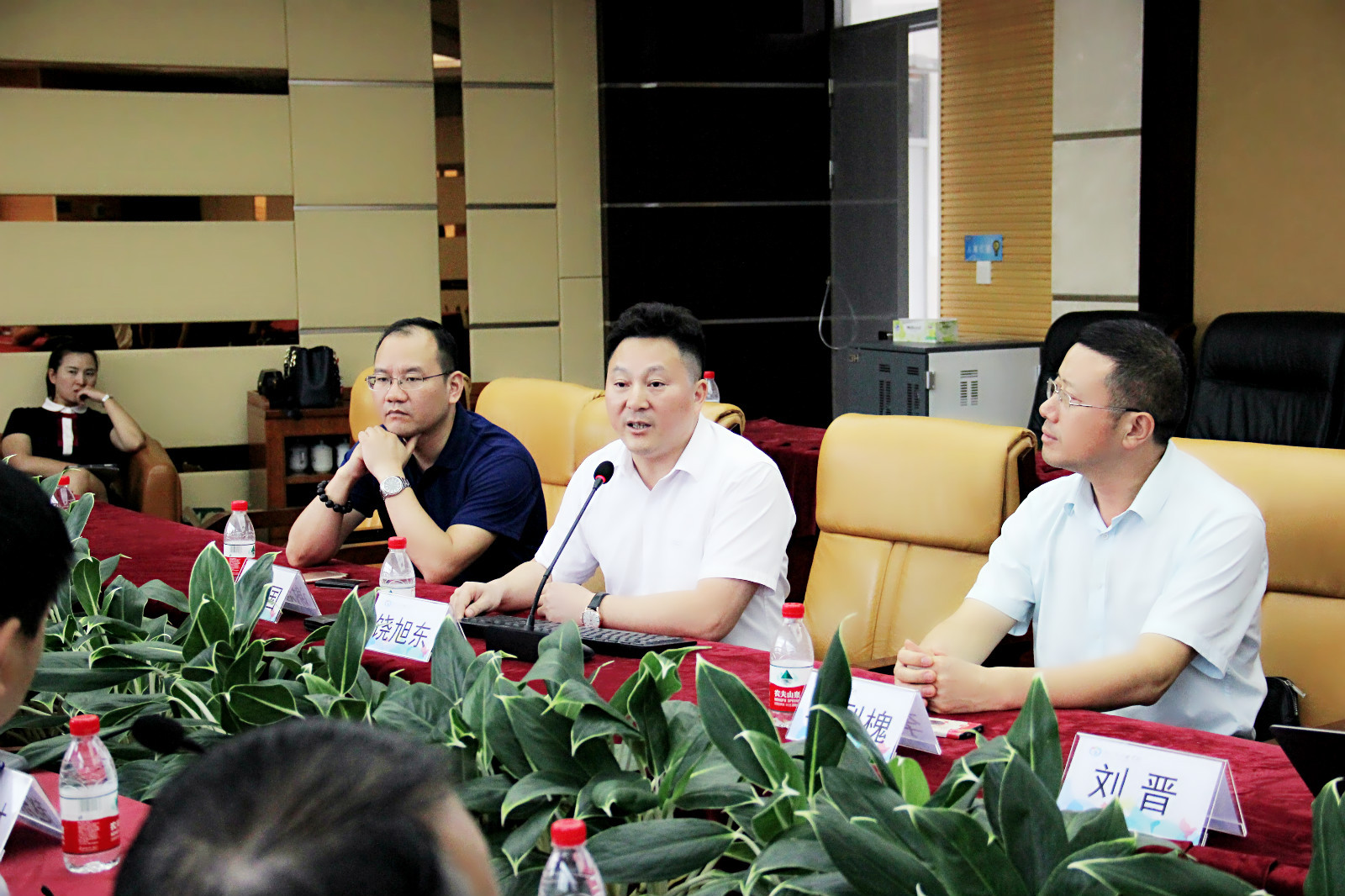 廣告機廠家 廣告機廠家